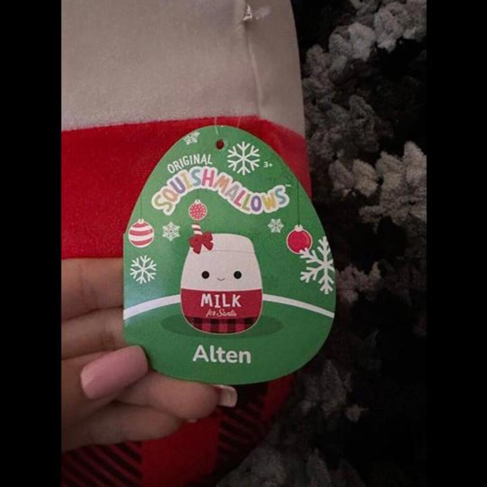 Santa's Delightful 'Milk' A Squishy Squishmallows *Band New* - Picture 2 of 2